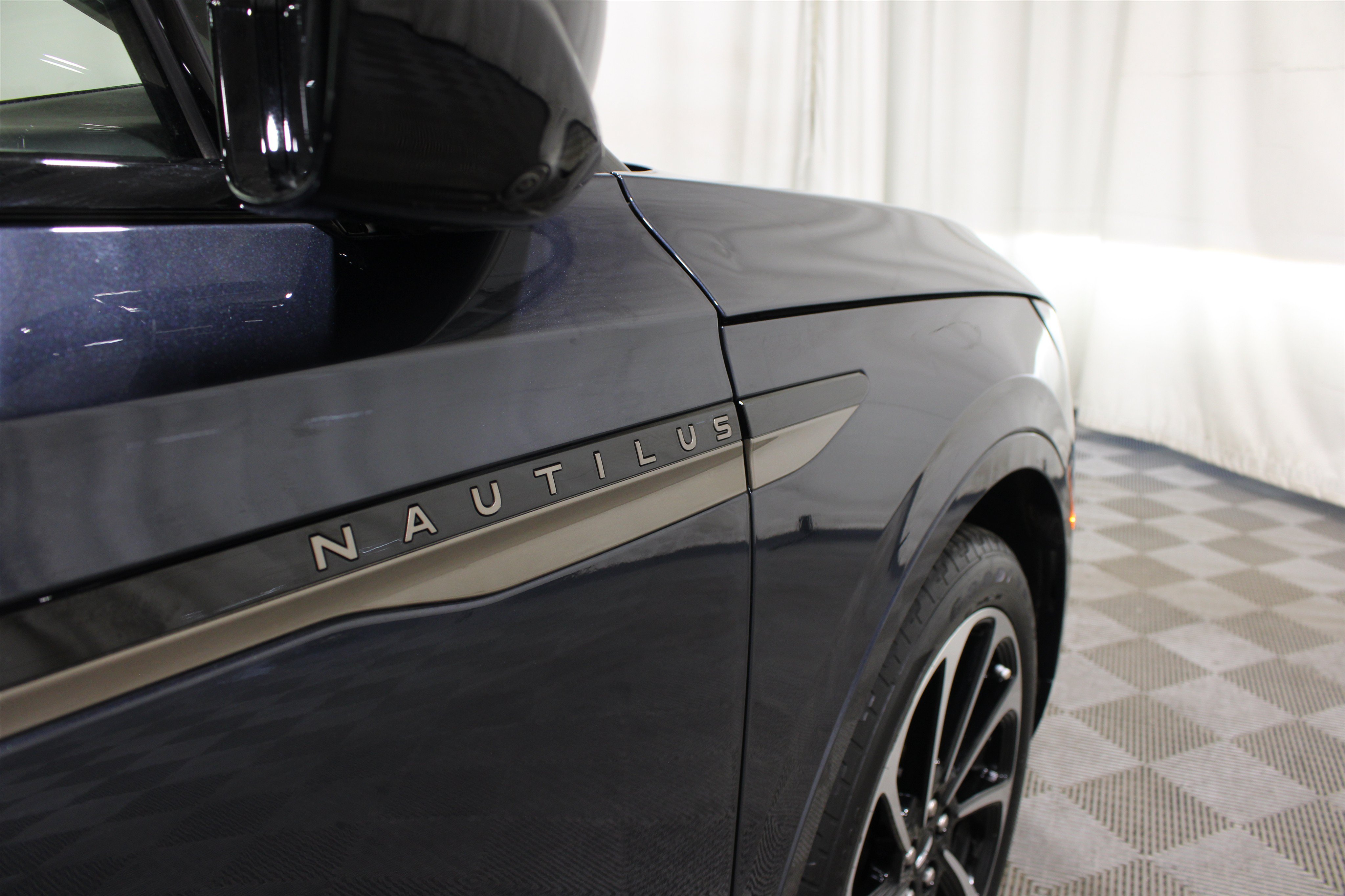Used 2024 Lincoln Nautilus Black Label AWD/4WD image 33