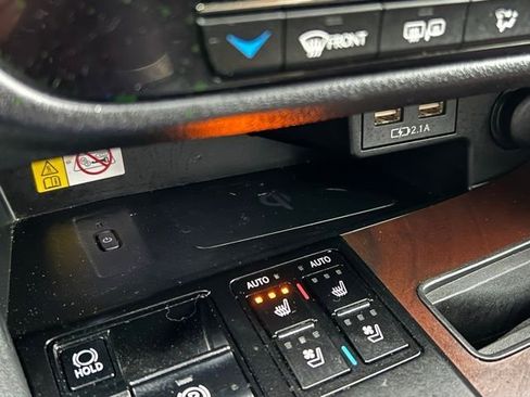 Used 2021 Lexus RX 450h AWD w/ Premium Package image 30