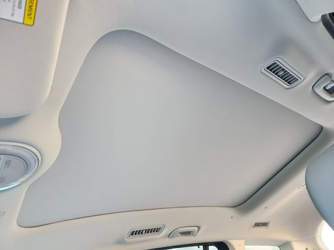 New 2026 Hyundai Ioniq 9 Limited image 21