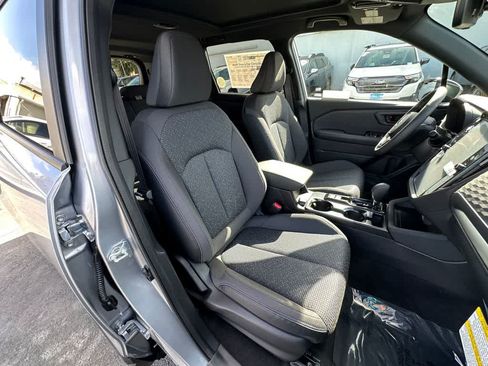 Used 2026 Subaru Forester Premium AWD/4WD image 15