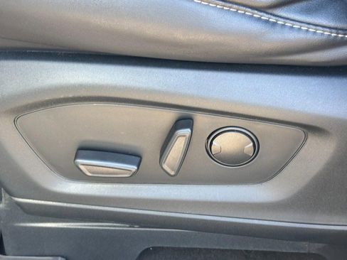 Used 2023 Ford Explorer XLT w/ Equipment Group 202A image 17