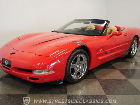 Used 1999 Chevrolet Corvette Convertible w/ Memory Pkg RWD image 19