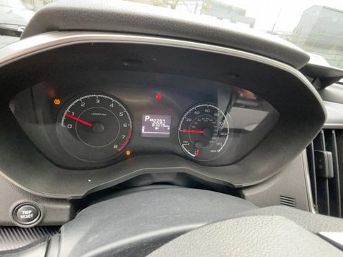 Used 2019 Subaru Crosstrek 2.0i Premium AWD/4WD image 11
