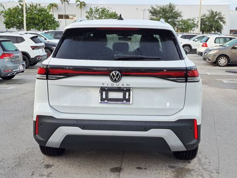 New 2026 Volkswagen Tiguan S FWD image 4