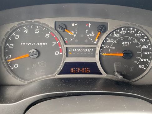 Used 2006 GMC Canyon SLT w/ SLT Preferred Equipment Group AWD/4WD image 9