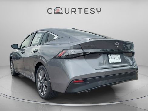 New 2026 Nissan Sentra SL image 4