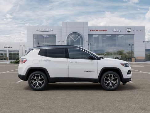 New 2026 Jeep Compass Limited AWD/4WD image 21