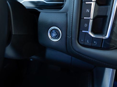 Used 2023 GMC Yukon Denali AWD/4WD image 16