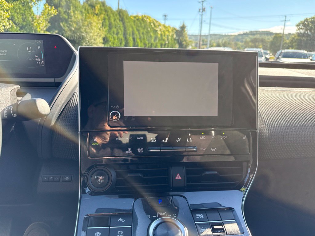 Certified 2023 Subaru Solterra AWD image 26
