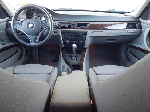 Used 2010 BMW 328i Sedan image 18