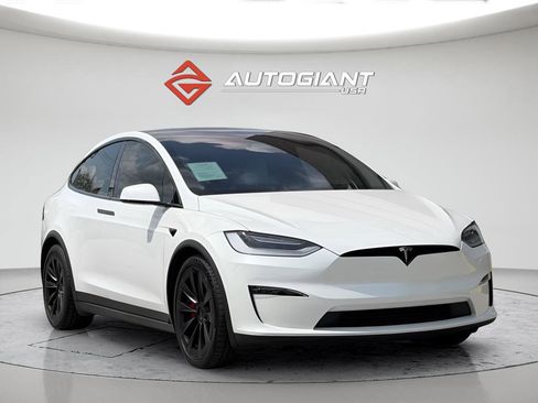Used 2023 Tesla Model X Plaid image 14