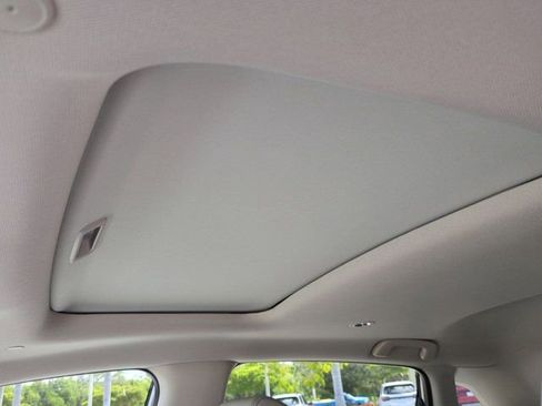 New 2026 Honda HR-V EX-L image 18