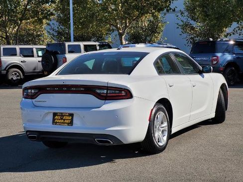 Used 2022 Dodge Charger SXT w/ Leather Interior Group RWD image 4
