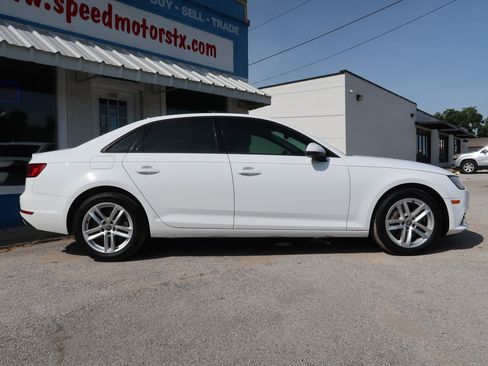 Used 2017 Audi A4 2.0T Premium FWD image 4