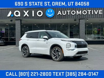 Used 2025 Mitsubishi Outlander 4WD Plug-In Hybrid