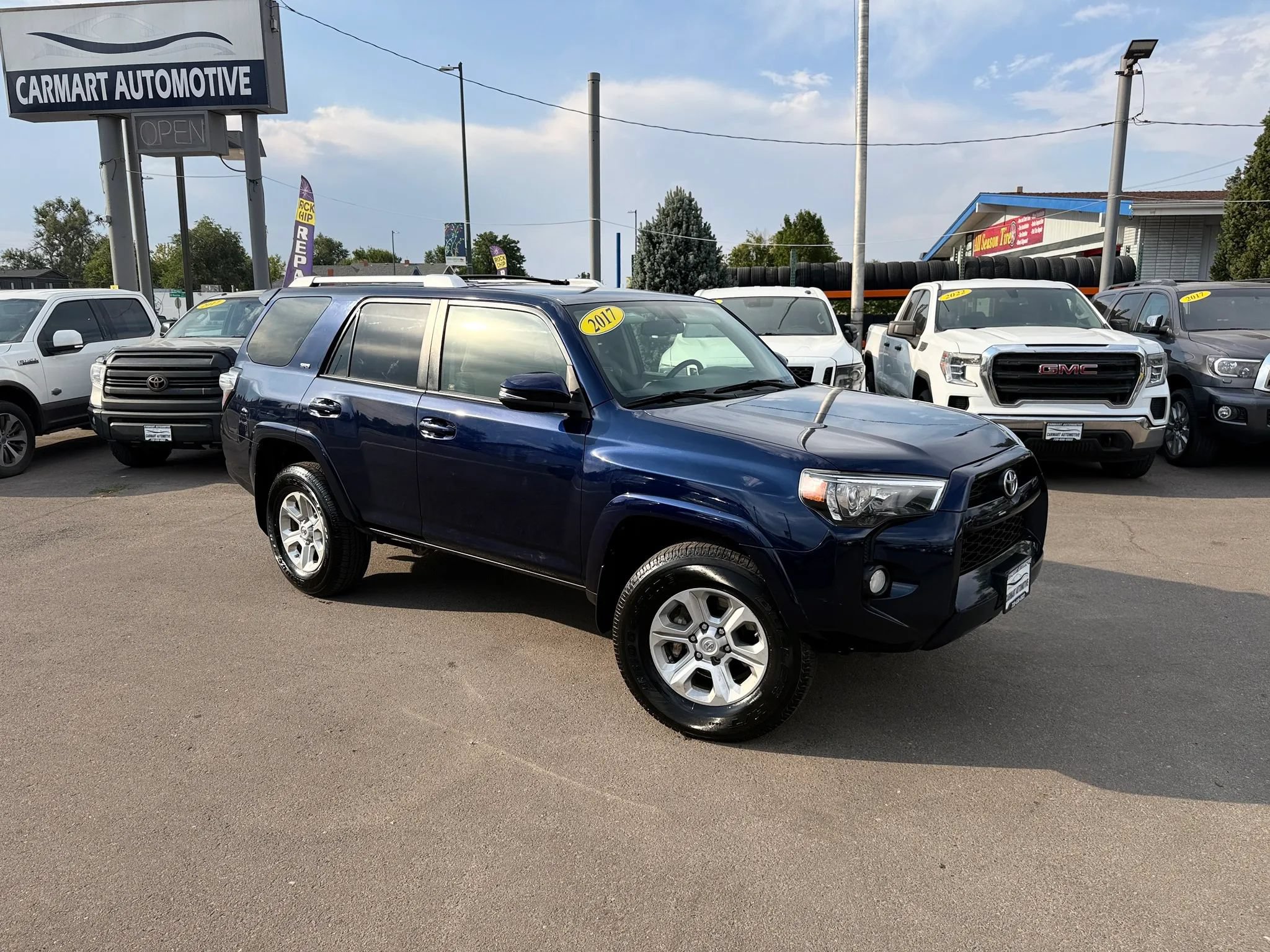 Used 2017 Toyota 4Runner SR5 Premium w/ Convenience Package AWD/4WD image 2