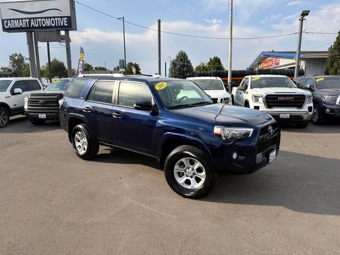 Used 2017 Toyota 4Runner SR5 Premium w/ Convenience Package AWD/4WD image 2
