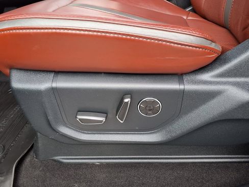 Used 2020 Ford F150 Platinum w/ Technology Package AWD/4WD image 26
