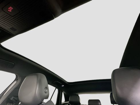 Used 2021 Volkswagen ID.4 Pro S w/ Gradient Package image 21