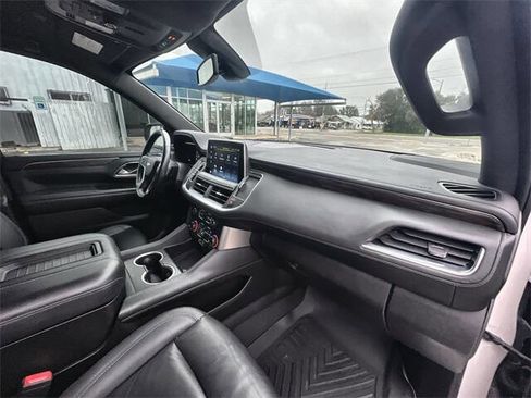 Used 2022 Chevrolet Tahoe Z71 w/ Z71 Off-Road Package image 28