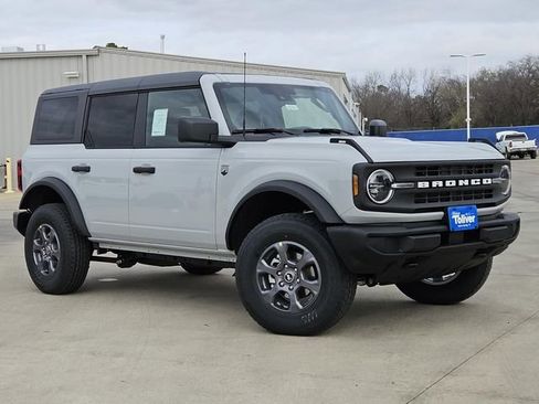 New 2026 Ford Bronco Big Bend image 2