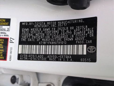 Used 2017 Toyota Camry XLE w/ Moonroof Package image 26