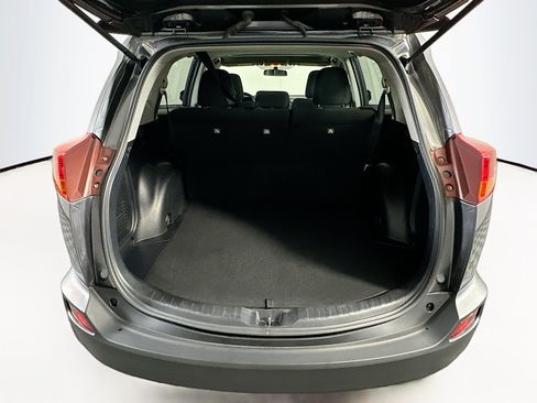 Used 2013 Toyota RAV4 XLE FWD image 27