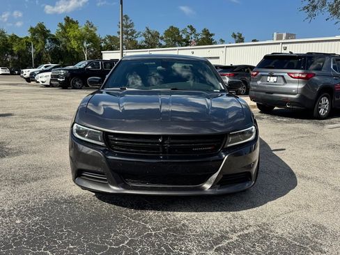 Used 2022 Dodge Charger SXT w/ Blacktop Package RWD image 2