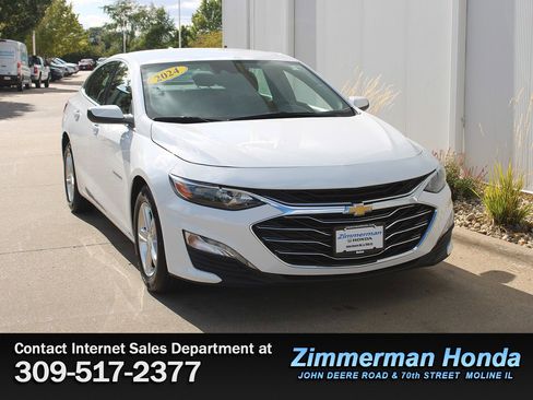 Used 2024 Chevrolet Malibu LT image 3