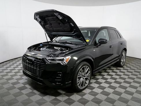 Used 2025 Audi Q3 2.0T Premium Plus w/ Premium Plus Package image 34