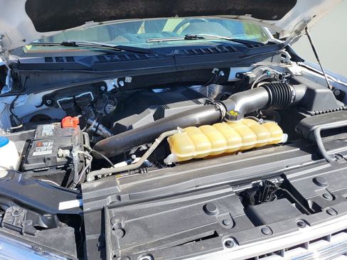 Used 2019 Ford F150 Lariat w/ Equipment Group 502A Luxury AWD/4WD image 24