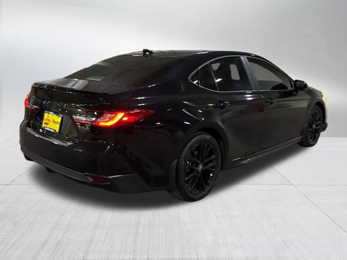 Certified 2025 Toyota Camry SE w/ Convenience Package FWD image 6