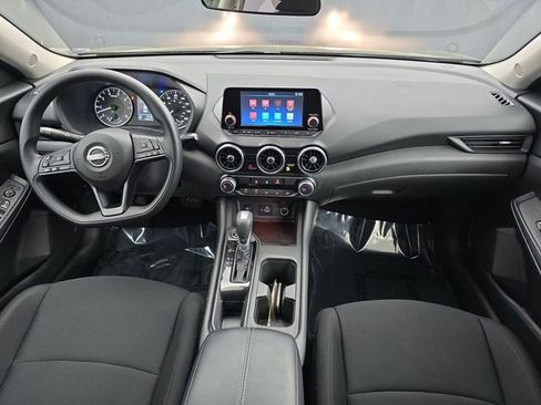 Used 2025 Nissan Sentra S FWD image 21