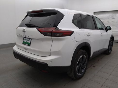 Used 2025 Nissan Rogue SV AWD/4WD image 9