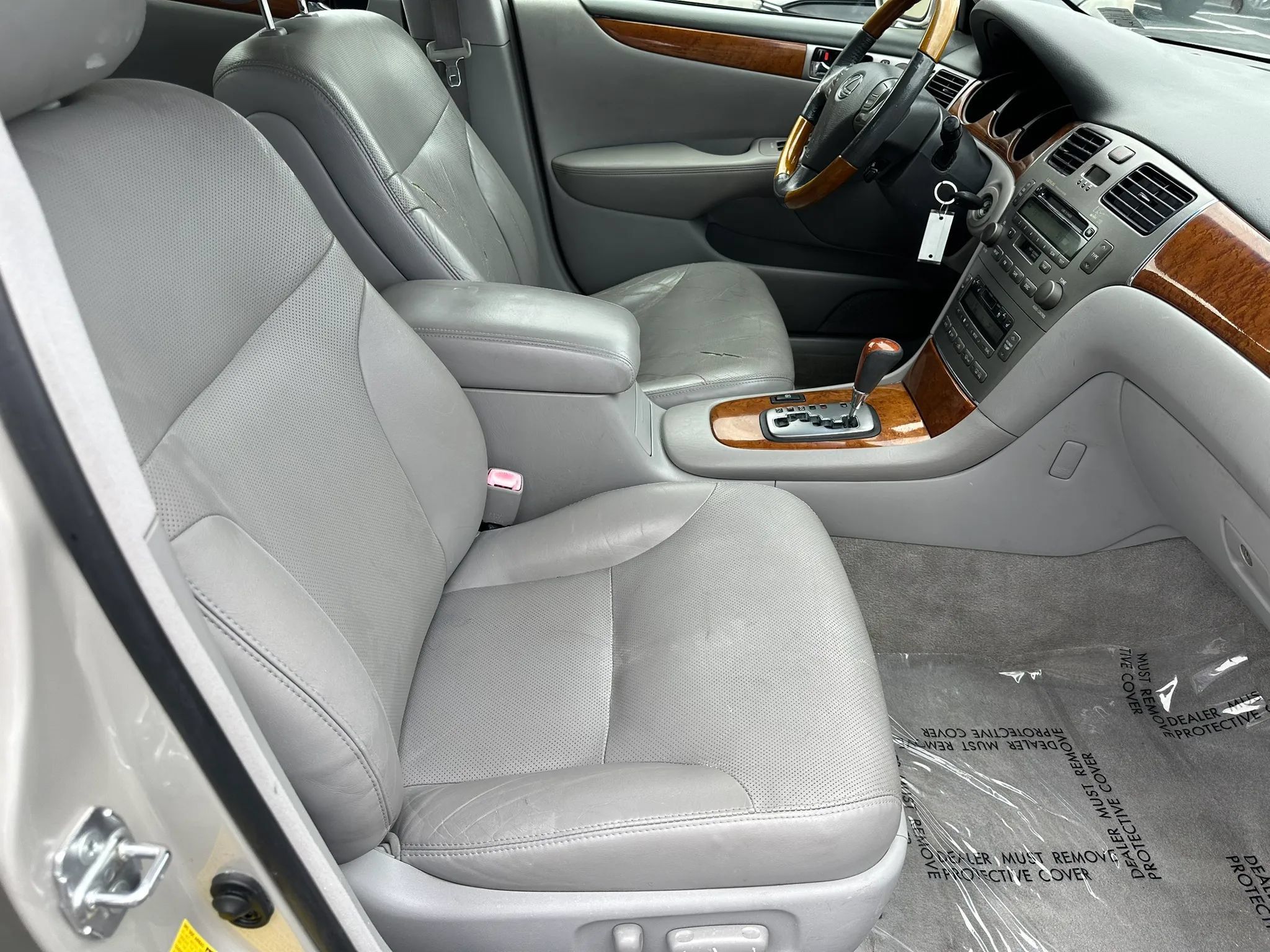 Used 2005 Lexus ES 330 w/ Preferred Accessory Pkg FWD image 15