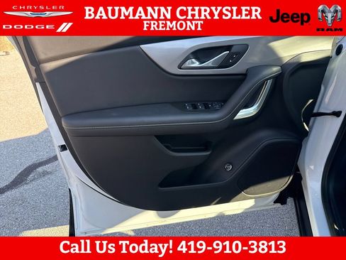 Used 2024 Chevrolet Blazer LT w/ Redline Edition FWD image 10