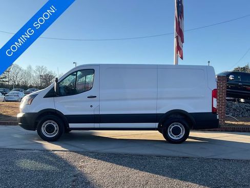 Used 2016 Ford Transit 150 130 Low Roof image 4