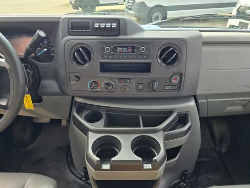 Used 2024 Ford E-350 and Econoline 350 Super Duty w/ Driver's Safety Package image 35