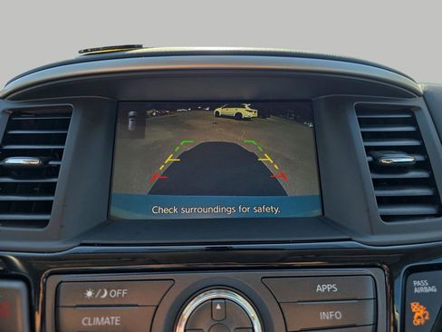 Used 2019 Nissan Pathfinder SV FWD image 23