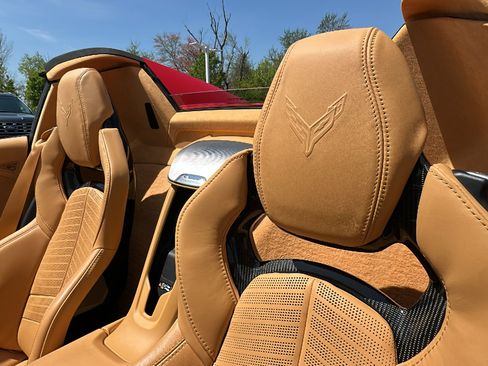 Used 2024 Chevrolet Corvette Stingray Premium Conv w/ 3LT RWD image 16
