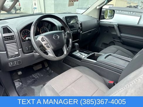 Used 2014 Nissan Titan SV w/ SV Value Truck Package AWD/4WD image 18