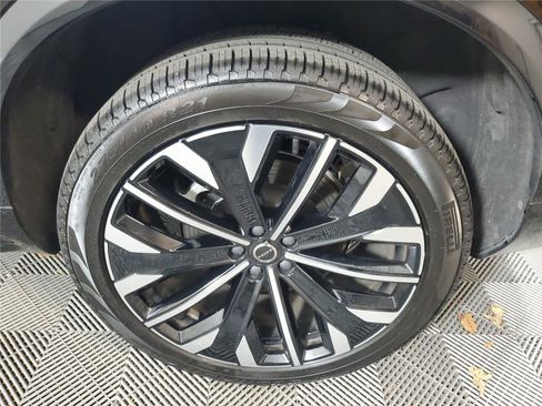 Certified 2026 Volvo XC90 B6 Ultra AWD/4WD image 8