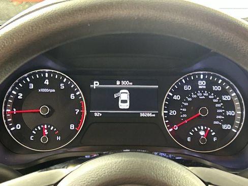 Used 2024 Kia Forte LXS w/ LXS Technology Package FWD image 14