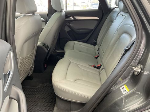 Used 2018 Audi Q3 2.0T Premium w/ Convenience Package image 11