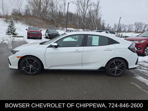 Used 2021 Honda Civic Sport image 2