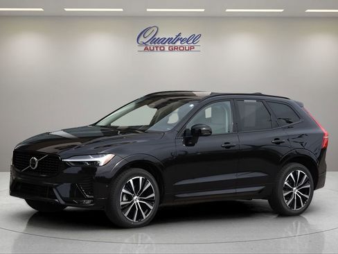 Used 2023 Volvo XC60 B5 Plus w/ Climate Package AWD/4WD image 8