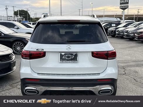 Used 2022 Mercedes-Benz GLB 250 image 7