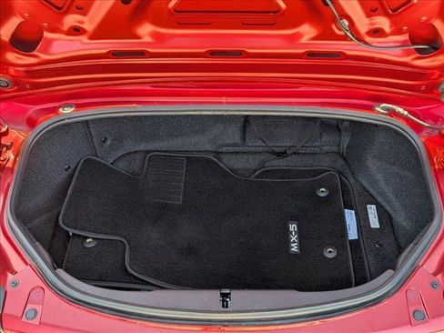 Used 2024 MAZDA MX-5 Miata Club RWD image 6