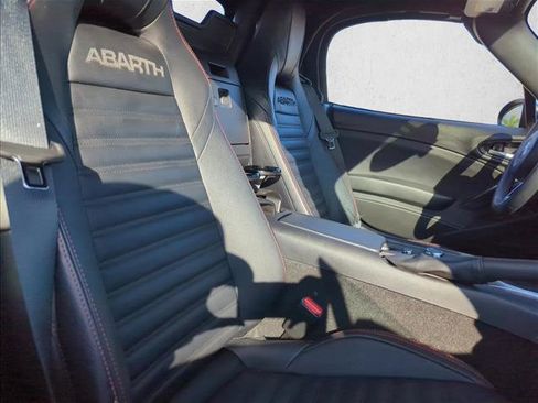 Used 2018 FIAT 124 Spider Abarth w/ Convenience Group image 20