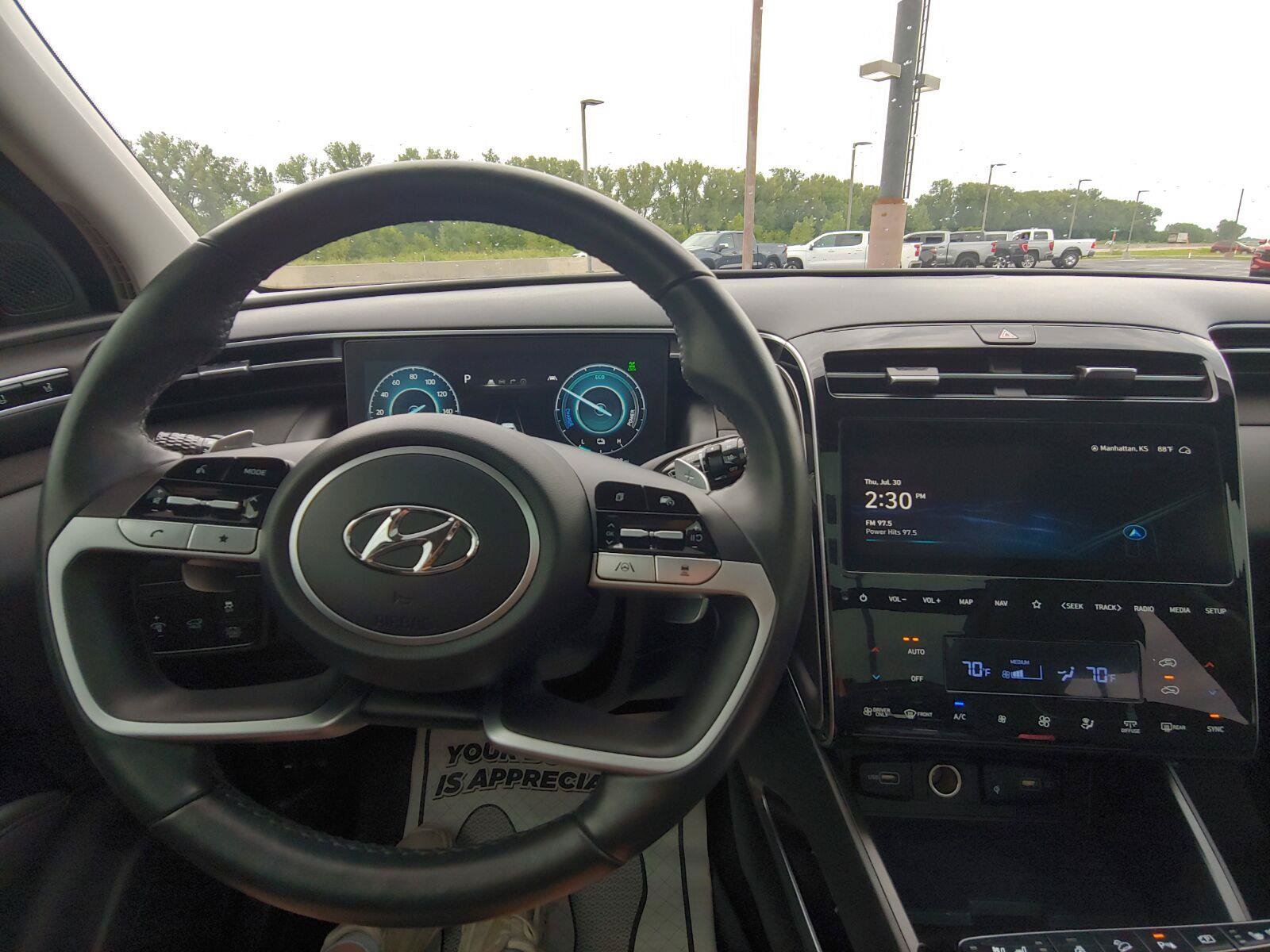 Used 2023 Hyundai Tucson Limited AWD/4WD image 13